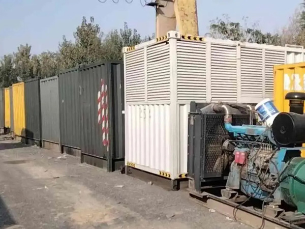 壶关200KW柴油发电机机组每小时油耗是多少？