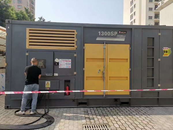 壶关500KW发电机组冬季应该配多大的启动电瓶？