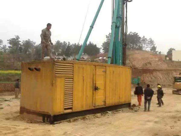 壶关如何判断水冷式机油散热器密封件是否需要更换？